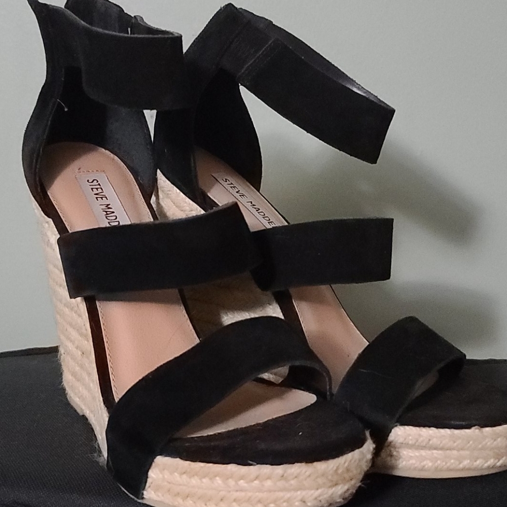 Steve madden sandals